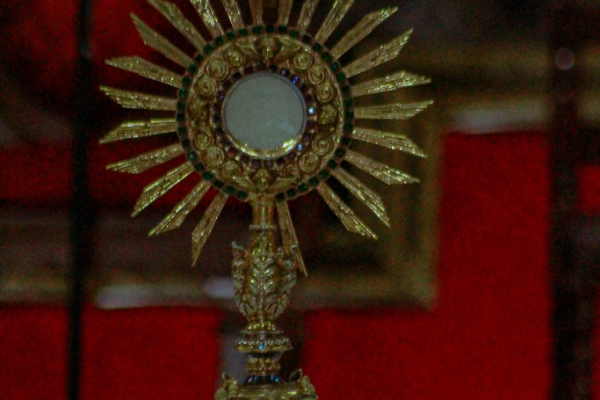 cita-eucaristica-11328A8BBA0-A746-DB0F-F2A2-F6884002235C.jpg