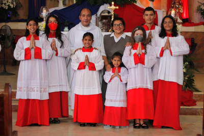 Consagración de Servidores del Altar - Parroquia San Miguel Arcángel de Monagrillo
