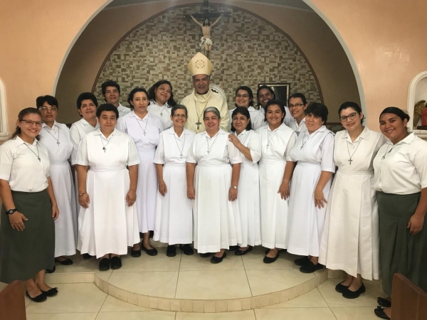 Nueva superiora en la comunidad de las Hnas. Teresianas Del Espíritu Santo
